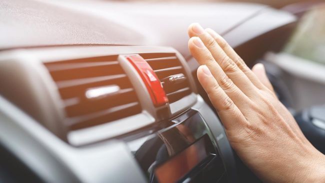 7 Cara Supaya AC Mobil Awet dan Tetap Dingin