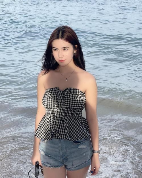 Rinoa Jadi Sorotan,  Cantik dan Jago Akting