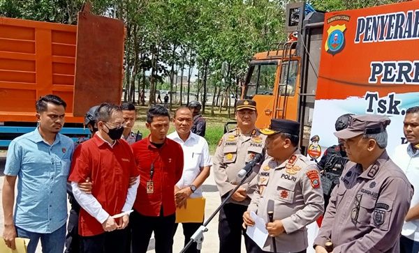 Kasus TPPU Bos Judi Online, Polisi Serahkan Apin BK ke Kejaksaan