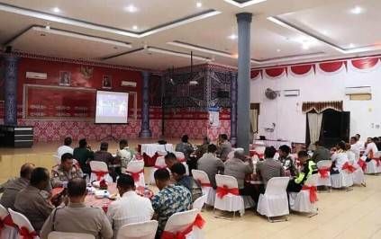 Amalkan Nilai Pancasila  Lewat Nobar Wayang Padowo Boyong  Bersama Polres-Forkopimda dan Tomas
