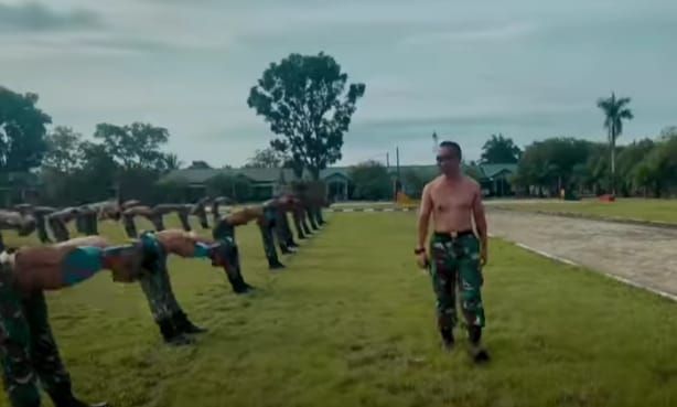 Prajurit Naga Karimata Dibekali Lagi Olahraga Barbel dan Fokus Menembak