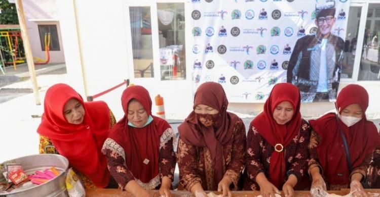 UMKM Banyuwangi Andalkan Menparekraf Sandi Untuk Pemulihan Ekonomi Daerah