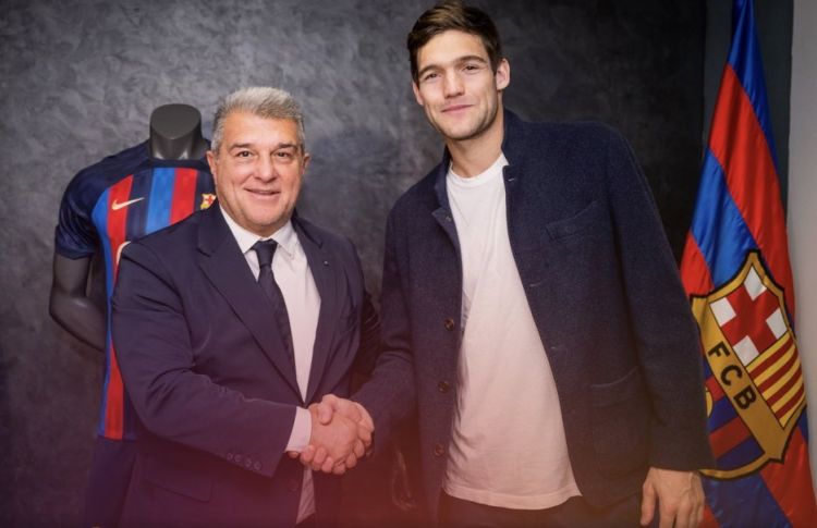 Barcelona Perpanjang Kontrak Marcos Alonso Hingga 2024