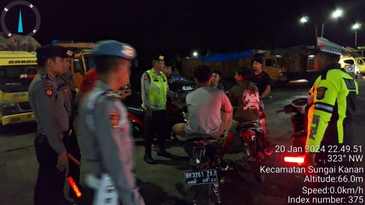 Utamakan Warga Pulang Aman Polres Labusel Antisipasi Geng Motor di 4 Titik Rawan