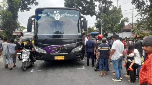 Siswi SMA di Pematang Siantar Tewas Terlindas Bus Antar Kota