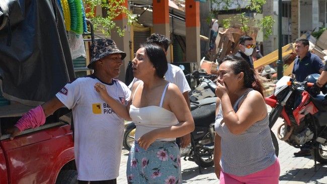 Gempa Guncang Equador 12 Meninggal