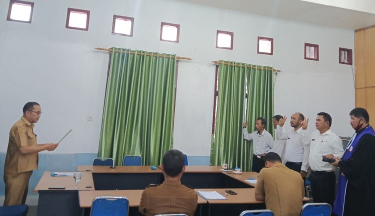Kepala BKPSDM Lantik Tiga Orang Pejabat Eselon III Dinas PUTR