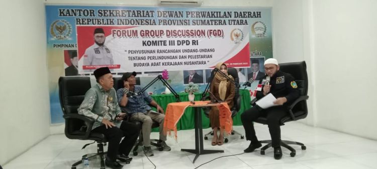 DIB Pandu FGD RUU Perlindungan dan Pelestarian Budaya Adat Kerajaan Nusantara