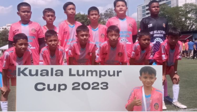 Cucu Wabup Labuhanbatu Sabet Juara 2 Diajang KL Cup Football 2023 Malaysia