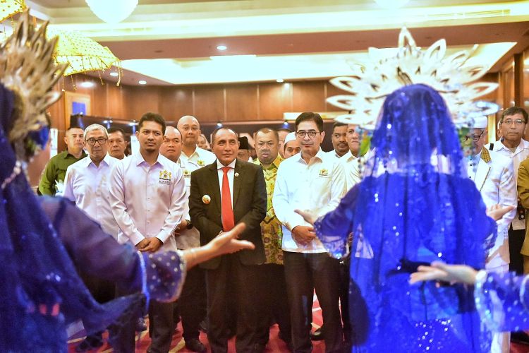 Gubsu Minta Kadin Terus Bersinergi dengan Pemprov Sumut dalam Pembangunan