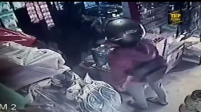 Rampas Dompet, Perampok di Medan Pukul Nenek Penjaga Warung Pakai Balok