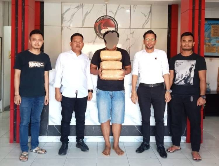 Loket Bus PT RAPI Digrebek,   Anak Riau Bawa Ganja dari Aceh Ditangkap