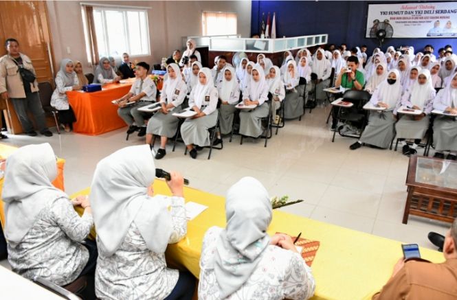 Pelajar Diedukasi Cegah Kanker Sejak Usia Dini