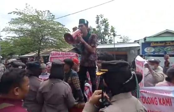 Kecam Pembangunan Sport Center Abaikan Nasib Petani, Massa HMI Kembali Gelar Aksi Demo