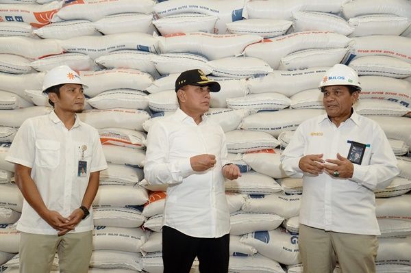 Lepas Penyaluran Bantuan Beras 9.000 Ton, Edy : Jangan Salah Sasaran