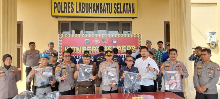 Kawanan Perampok Bersenpi   Digulung, 1 Orang Masuk Daftar  Buronan Polres Labuhanbatu Selatan