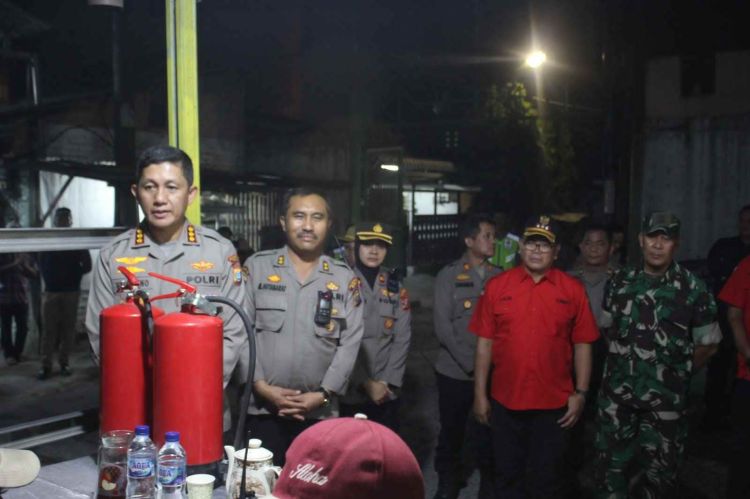Prioritaskan Keamanan, Kapolrestabes Medan Sambangi Pos-pos Kamling