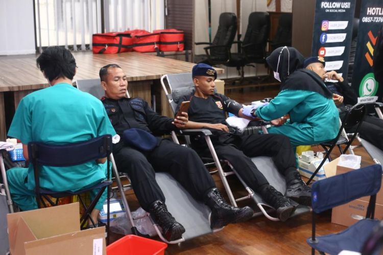 Jelang HUT Bhayangkara ke-77, Polri Sumbang 227 Kantong Darah
