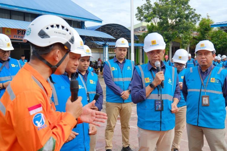 Terjunkan Tim PDKB, PLN UID Sumatera Utara Lakukan Pemeliharaan Jaringan Tanpa Padam
