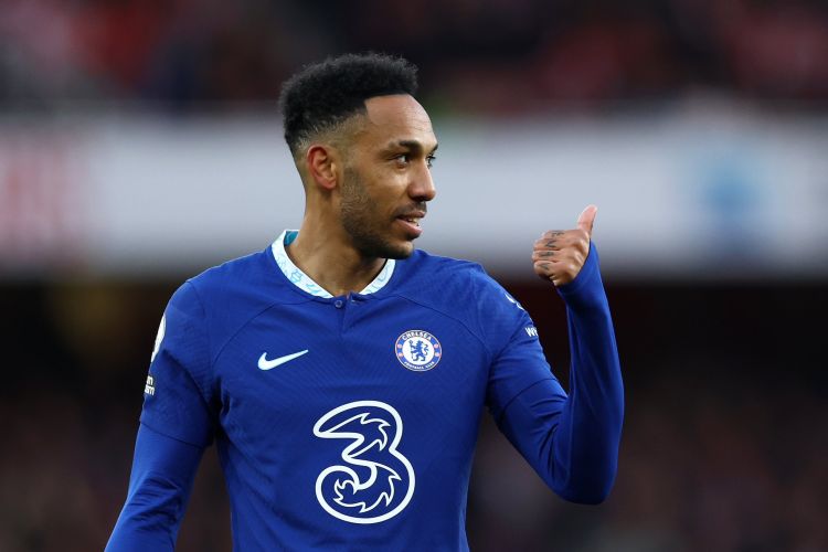 Aubameyang Buka Peluang Kembali ke Barcelona
