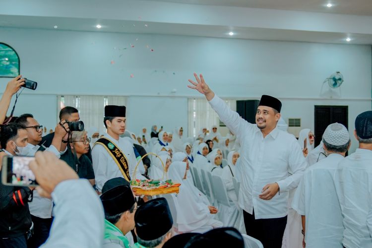Ini Permintaan Bobby kepada 2.152 Calhaj Kota Medan