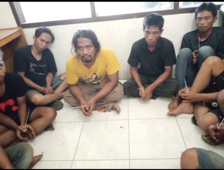 PTPN2 Amankan 9 Warga Langkat Kedapatan Mencuri Sawit di Kebun Tanjung Garbus.