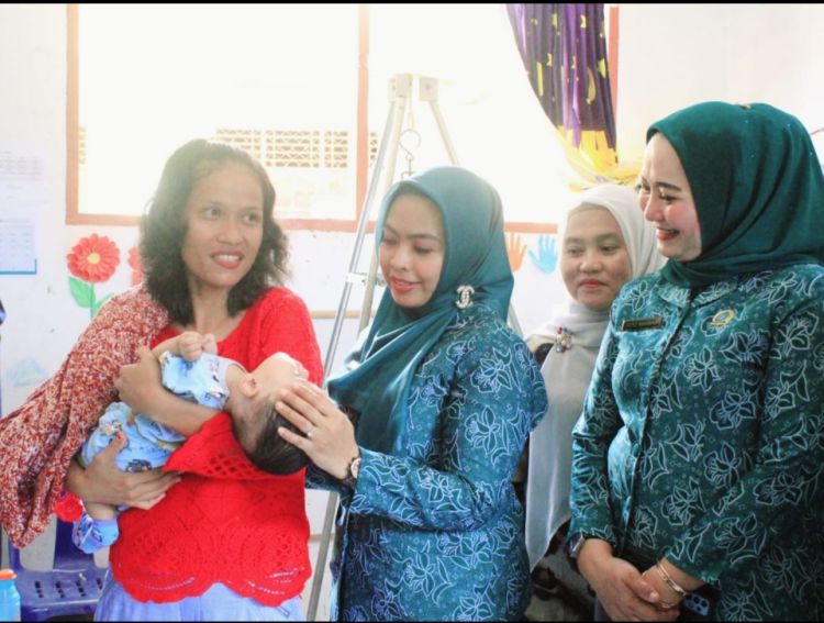 Desa Pondok Batu Akan Wakili Sumut  Lomba Kampung KB Tingkat Nasional, Ketua TP PKK Labuhanbatu Beri Pembinaan