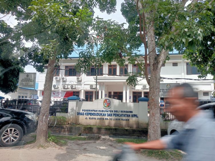 Warga Kecewa, Enam Bulan Berkas Pindah Anak Belum Siap di Disdukcapil Deli Serdang