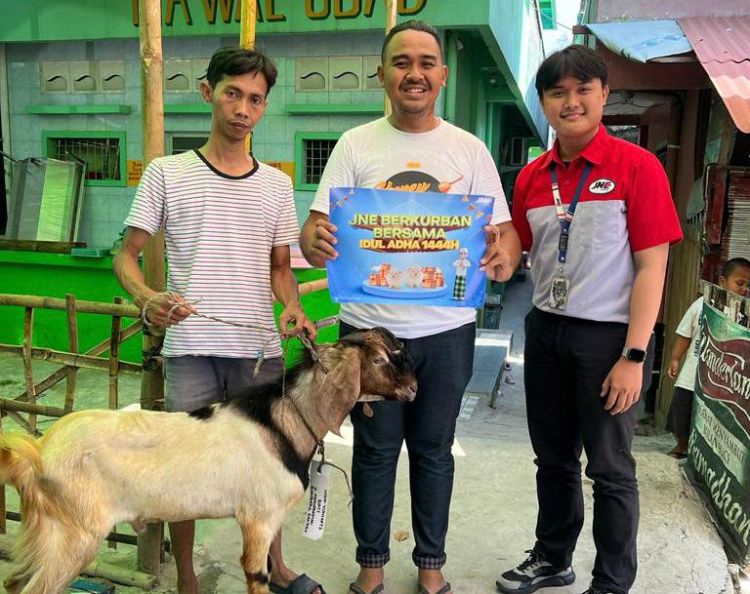 JNE Bagikan 40.000 Paket Daging Hewan Kurban dan Promo Spesial pada Idul Adha 1444 H