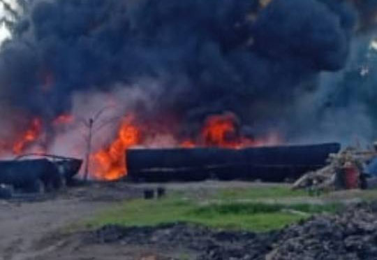 Tangki Pengolahan Limbah Miko Terbakar