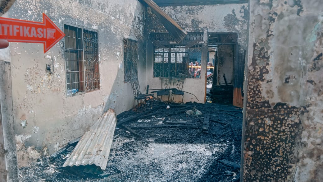 Diduga Akibat Kebocoran Gas, Satu Unit Rumah di Percut Seituan Ludes Terbakar
