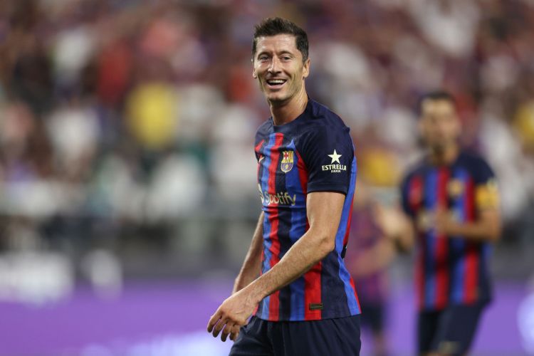 Robert Lewandowski Optimis Barcelona Raih Banyak Gelar Musim Ini