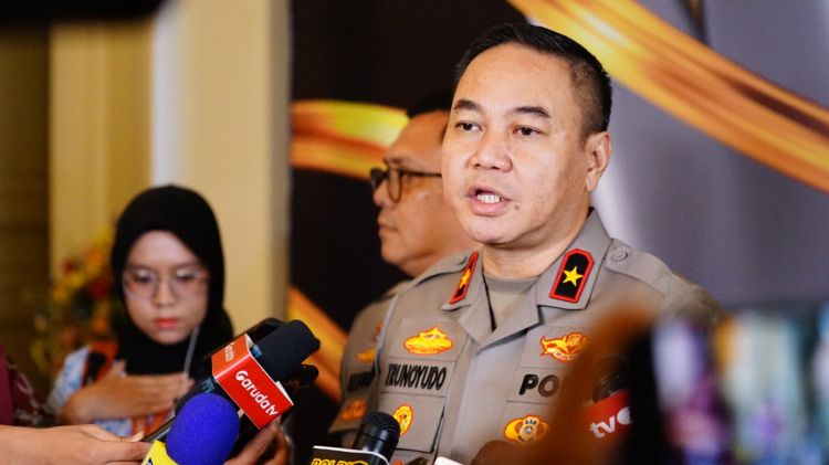 Kapolri Mutasi 157 Pati dan Pamen Polri, Enam Kapolda Bergganti