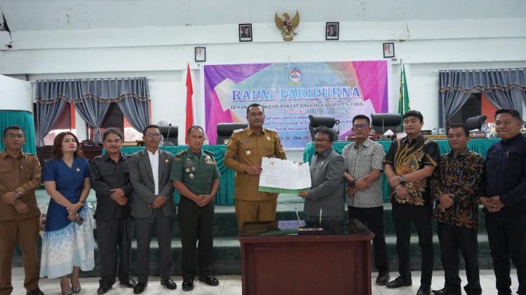 Semua Fraksi Setujui Ranperda Tentang Pertanggungjawaban Anggaran 2024 Menjadi Perda