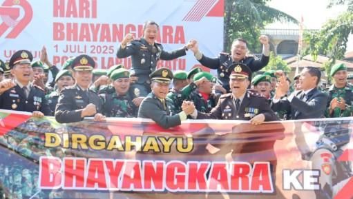 Kapolres Dan Dandim 0209 / LB Diusung Prajurit TNI / Polri Srcara Bersama, Mewarnai Perayaan 79 Tahun Bhayangkara
