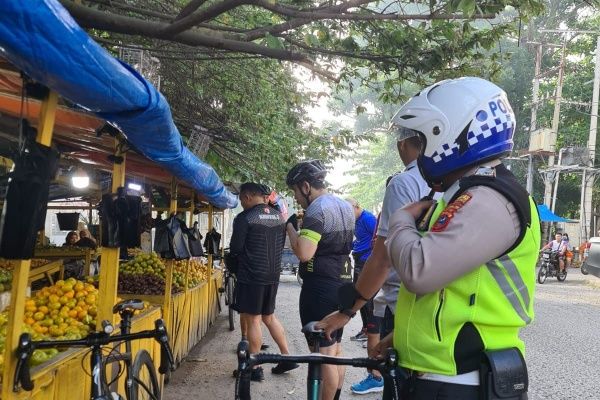 Sambil Bersepeda, Kapolres Labuhanbatu Pantau Kamtibmas