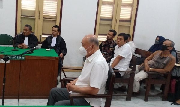 Hakim Tolak Eksepsi Mujianto, Pemeriksaan Tetap Dilanjutkan