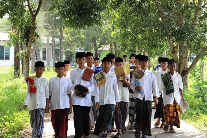 Santri Harus Bisa Mandiri dan Bersaing Secara Ekonomi