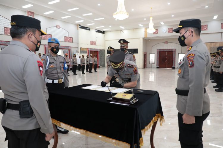 Kapolda Sertijabkan Kapolres Tapsel dan Asahan