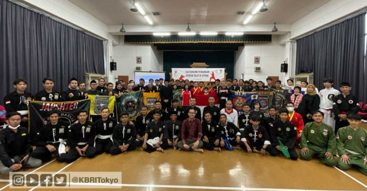 Pencak Silat Dan Turnamen Tepok Bulu di Jepang Ramaikan Kemerdekaan RI