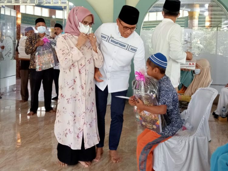 Peringati HUT RI, PTPN II Santuni 77 Anak Yatim