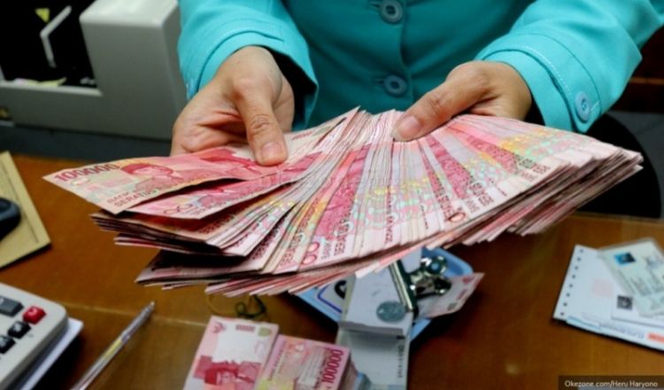Pemerintah Cairkan Rp24 Triliun Imbas Pengalihan Subsidi BBM, dari Bansos Rp300.000 hingga BLT Pekerja Rp600.000