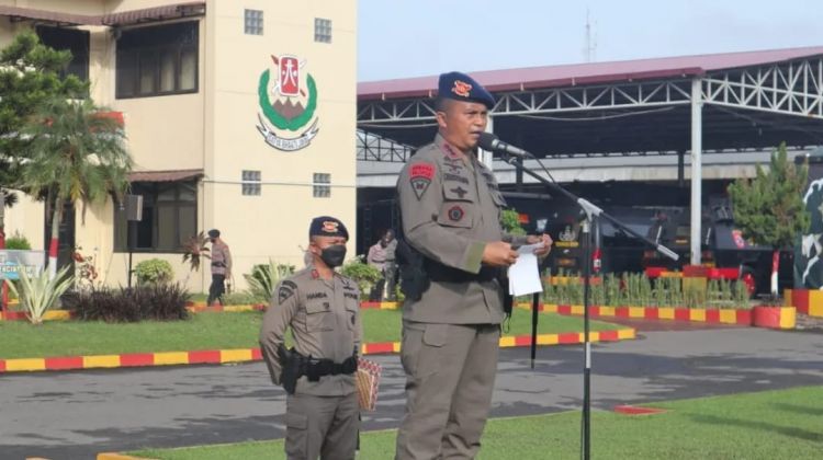 Dansat Brimob Poldasu Buka Latihan Ketangkasan Lapangan Brigade Mobile