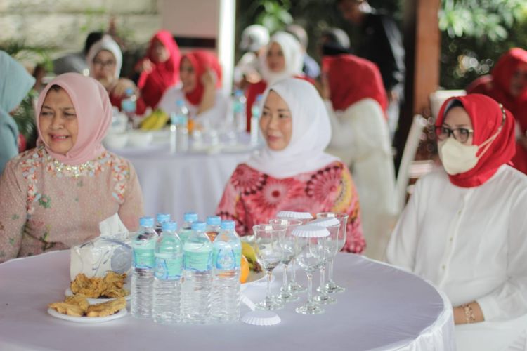 Wanita Pujakesuma Teriakkan Sumut Bermartabat Dukung Gubsu Edy Rahmayadi