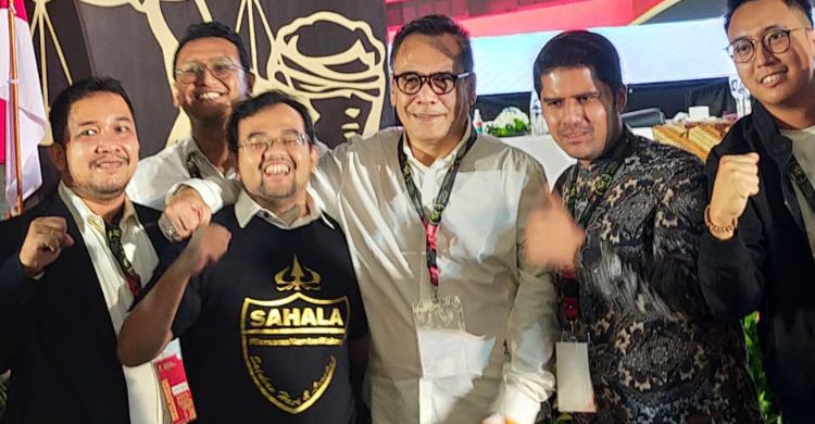 Sahala Siahaan Terpilih Aklamasi Sebagai Ketua IKA FH Usakti
