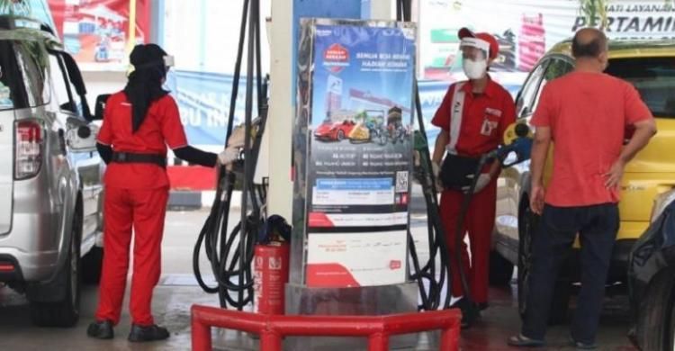 Mengatasi Beban APBN, Alihkan dan Tata Ulang Penerima Subsidi BBM