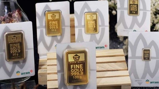Harga Emas Turun Rp2.000 ke Level Rp972.000 Per Gram