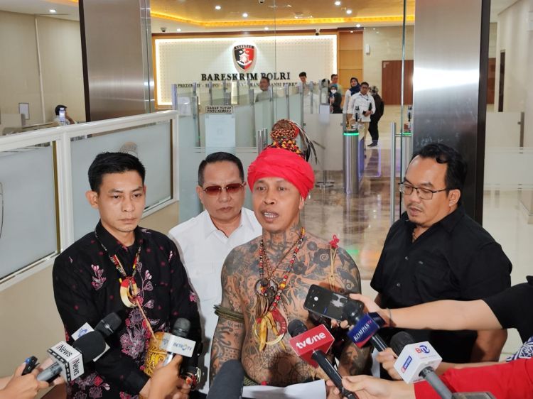 Datangi Bareskrim, Panglima Jilah Marah Rocky Gerung Hina Presiden Jokowi