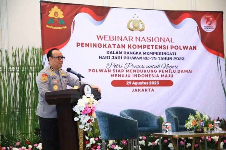 As SDM Sebut Peran Polwan Penting dalam Pemilu Damai 2024