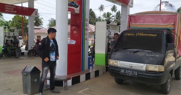 Pastikan ketersediaan BBM, Polsek Gunungsitoli Alo&rsquo;oa Monitoring SPBU Desa Olora